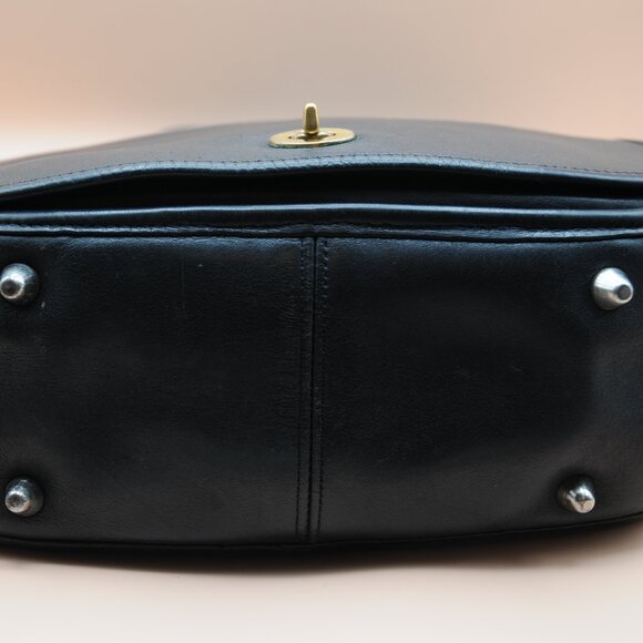 Coach Vintage Stewardess Bag in Black Leather - Picture 4 of 15